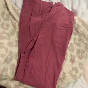 Lululemon aligns 28 inch.